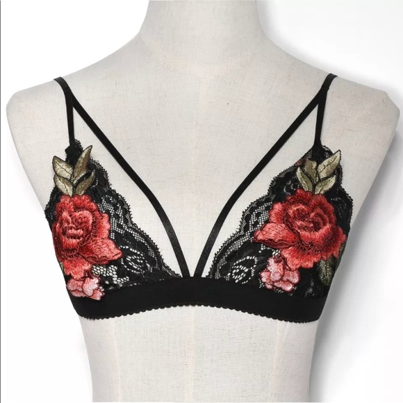 1 LEFT!🌹Lacey Floral Bralette🌹 - Picture 5 of 5